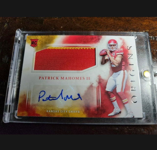 2017 Patrick Mahomes Panini Origins Rookie Card