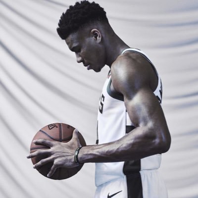 Giannis Antetokounmpo Giannis Antetokounmpo